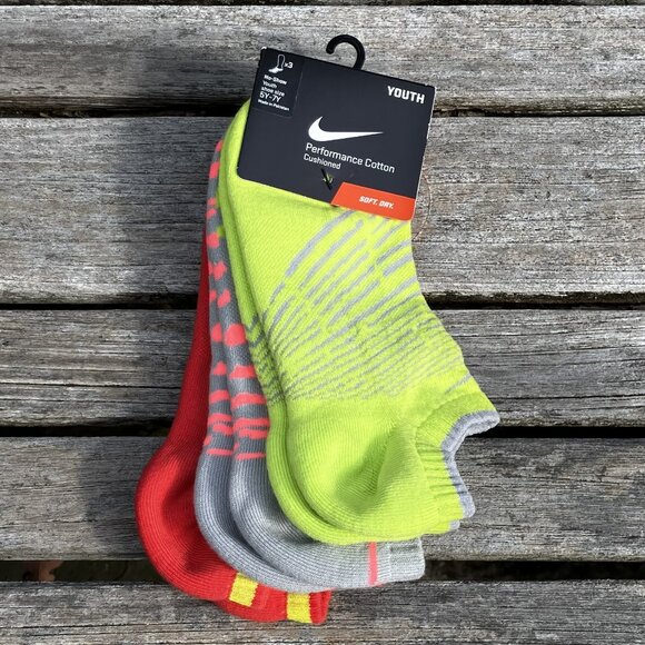 NWT 🆕 Nike Dri-Fit Cushion No-Show Kids' Socks 3 Pairs/Pack, Size 5Y-7Y - Picture 5 of 6